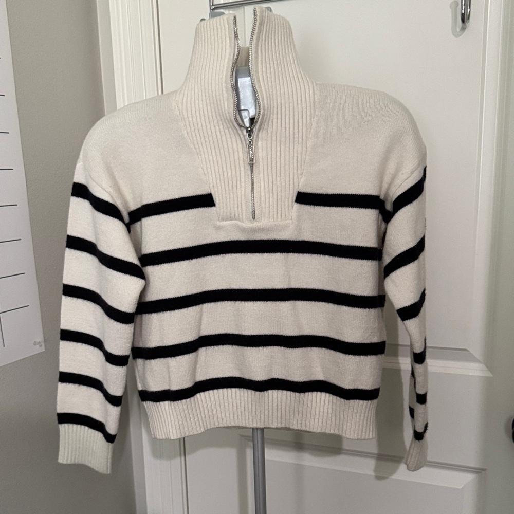 Striped Black and White Women's Crop Sweater